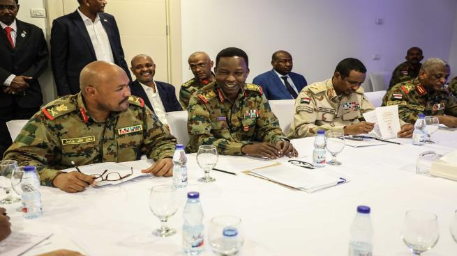 السودان: خمسة أسماء متداولة لشغل منصب وزير الدفاع