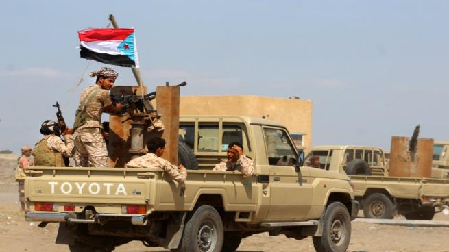 عناصر انفصالية تحاول اغتيال قائد بارز بالحماية الرئاسية اليمنية