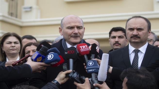 وزير الداخلية التركي يتراجع عن استقالته: "مستمرّ بخدمة الشعب"