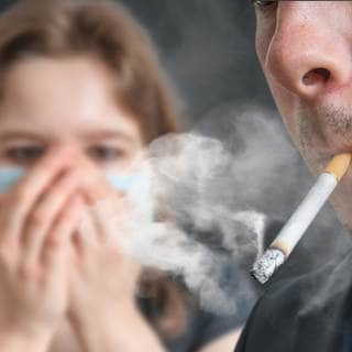 تجنب التعرض للتدخين السلبي