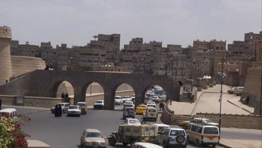الحوثيون يعتقلون وزيرا سابقا في الحكومة اليمنية