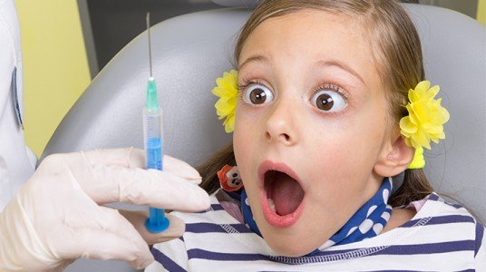 كيفية السيطرة على الخوف في عيادة طبيب الاسنان