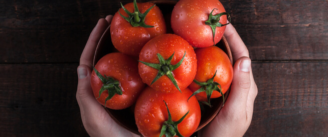 هذا ما يحدث لجسمك نتيجة تناول الطماطم يوميًا