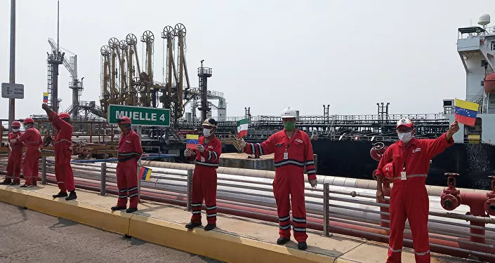 وصول ناقلة نفط فورتشن، أولى الشحنات النفطية من إيران إلى فنزويلا، معمل إل باليتو، 25 مايو 2020