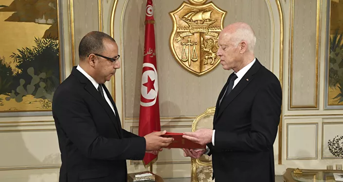 الرئيس التونسي قيس سعيد يكلف هشام المشيشي بتشكيل حكومة جديدة