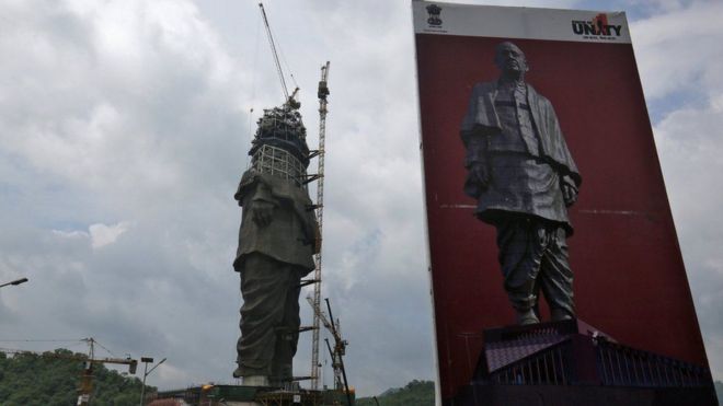 بالصور: الهند تشيد أطول تمثال في العالم