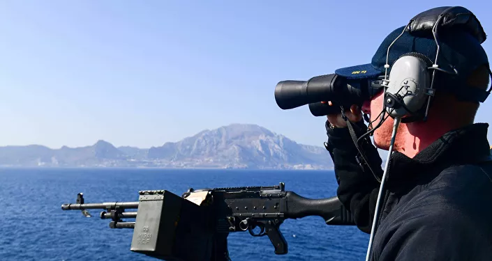 المدمرة الأمريكية Ross بالقرب من شواطئ أسبانيا في البحر الأبيض المتوسط، 17 أغسطس/آب 2018