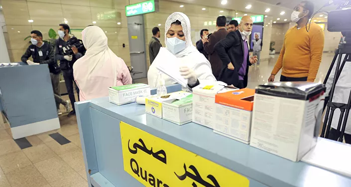 ممرضات في الحجر الصحي بمطار القاهرة- مصر - كورونا