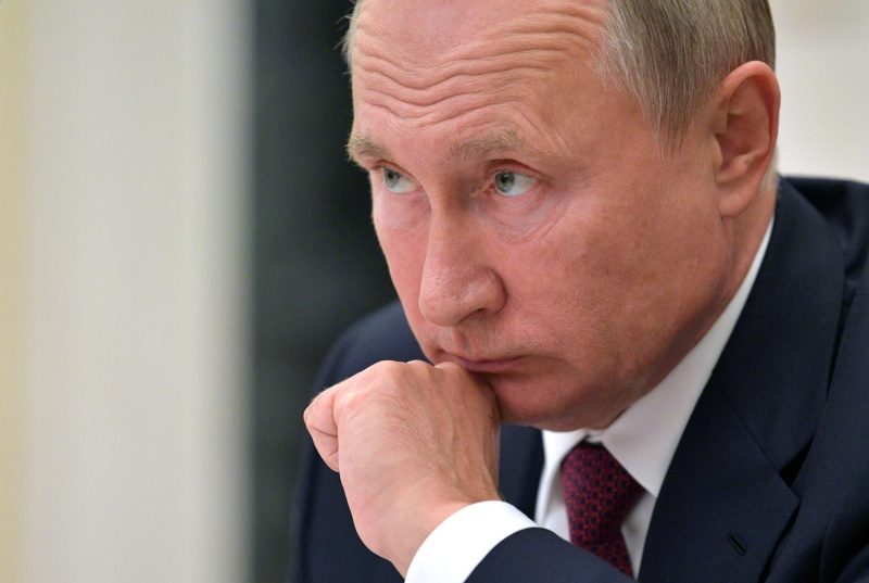 في عيد ميلاد بوتين.. روسيا تختبر بنجاح صاروخا أسرع من الصوت
