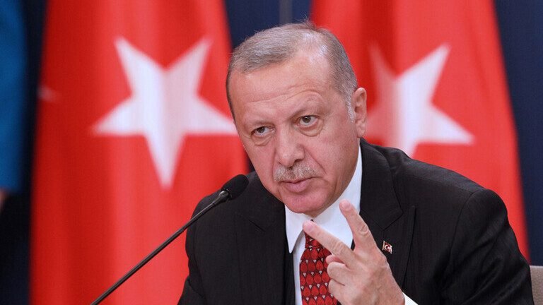 أردوغان: ماكرون بحاجة إلى اختبار عقلي ولا أعرف مشكلته مع الإسلام والمسلمين