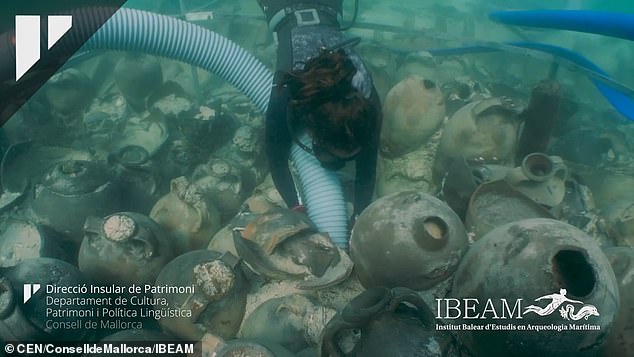 Incredible footage reveals a Roman shipwreck containing more than 100 perfectly preserved amphorae that underwater archaeologists are painstakingly recovering