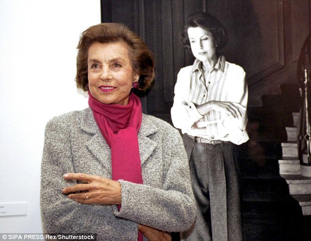 Liliane de Bettencourt at the Francois Marie Bannier Exhibition in Budapest, Hungary, back in February 2001