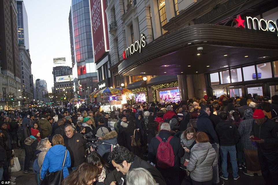 MANHATTAN: Macy's  opened its doors at 5pm on Thanksgiving Day for thousands of early Black Friday shoppers in search of amazing sales, door buster deals, and limited-time-offers