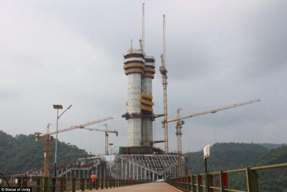Along with a visitor's centre, the Statue of Unity will have a viewing gallery at 501 feet 