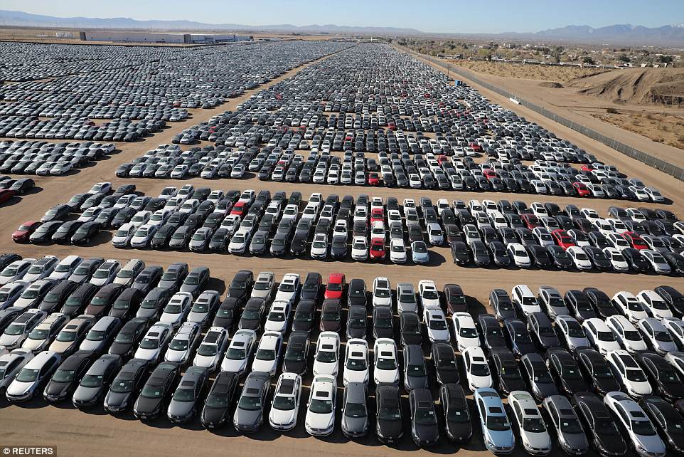 Shocking images have emerged showing lines of cars stretching out as far as the eye can see in the Californian desert