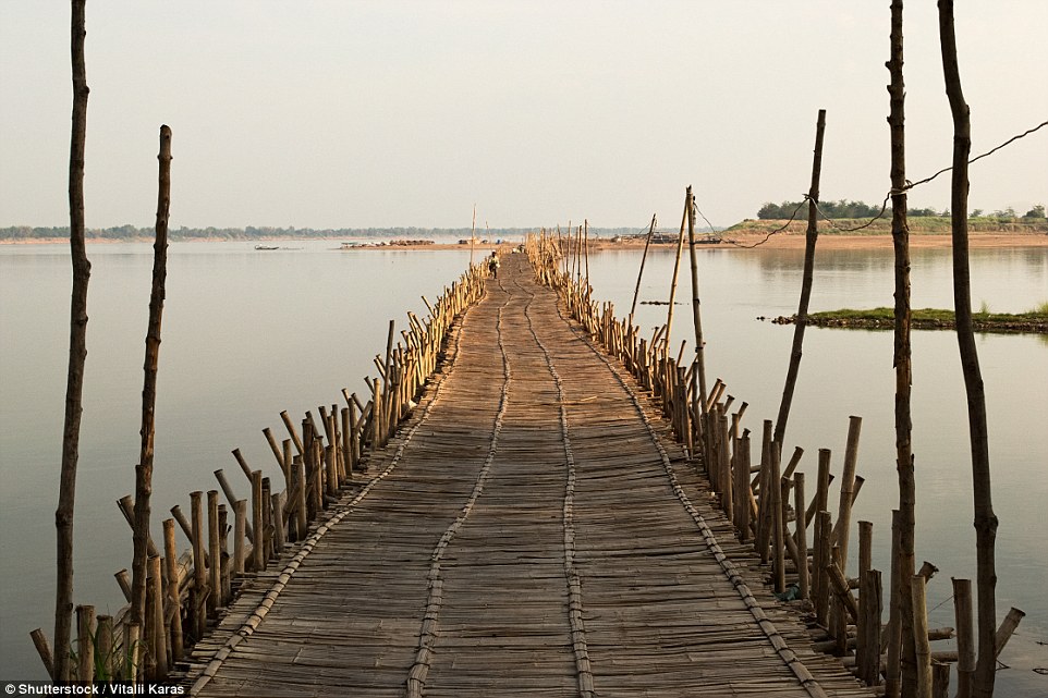 Once the dry season comes to an end, the bridge must be dismantled because the currents of the Mekong are too strong for the crossing to survive