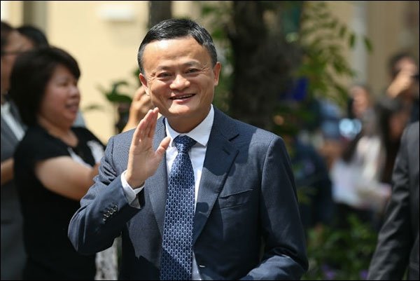 قصة نجاح جاك ما (Jack Ma) مؤسس مجموعة علي بابا الصينية