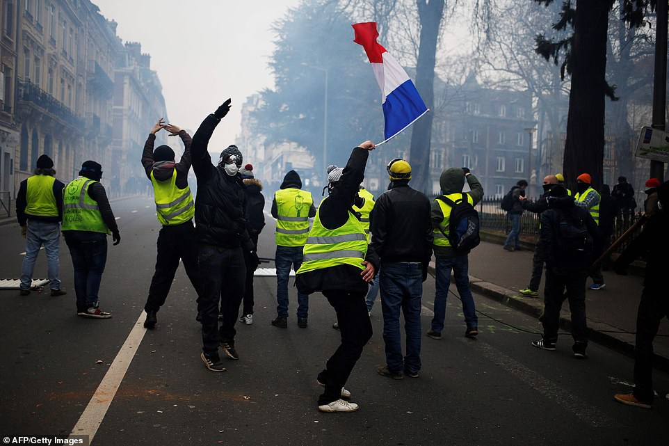 Earlier this week France 's Yellow Vest anti-government protest crisis threatened to explode into further rioting today following the dramatic arrest of one of its leaders. And today it seems protestors are back on the streets, with some seen here in Rouen today 