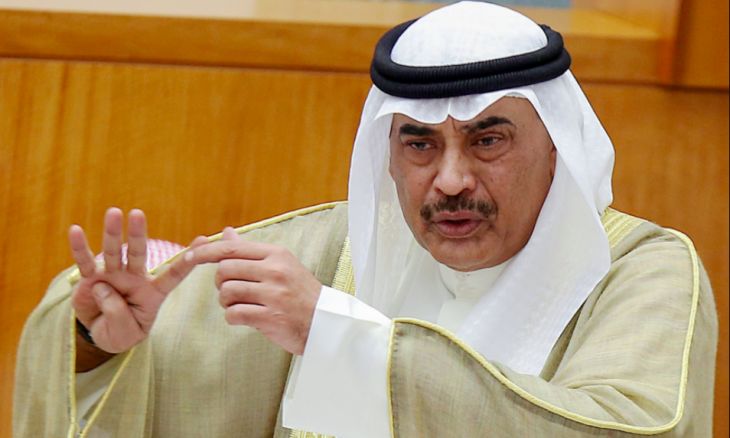 استجوابان لرئيس وزراء الكويت ينتهيان بطلب “عدم التعاون”
