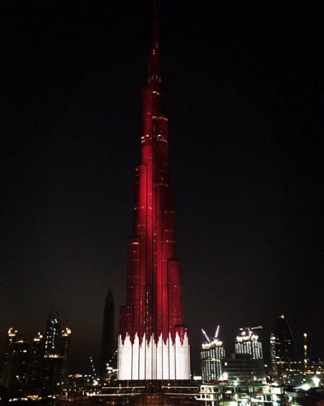 الامارات تحتفل بذكرى اليوم الوطني القطري