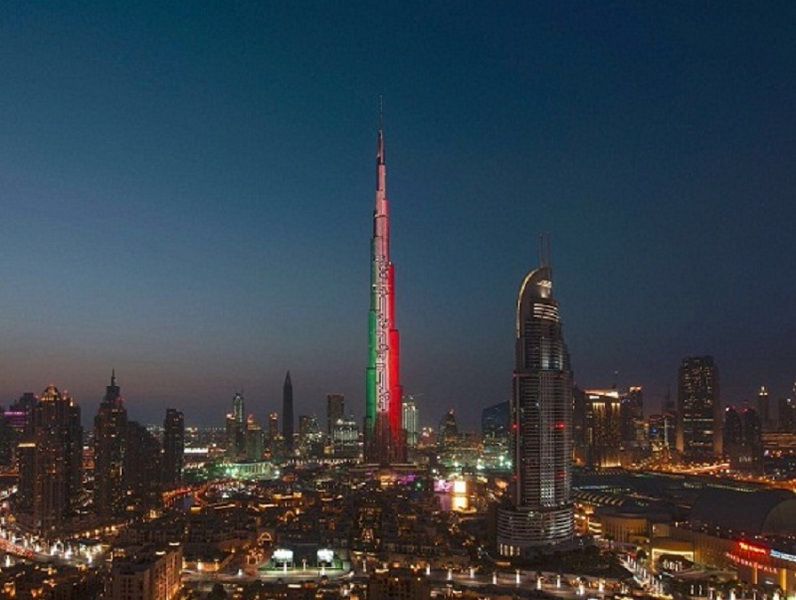 برج خليفة يحتفل بالعيد الوطني الكويتي