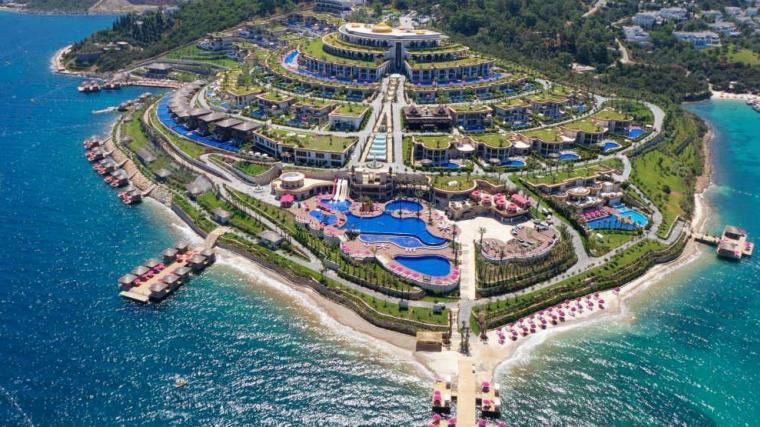 Overview of Jumeirah Bodrum Palace