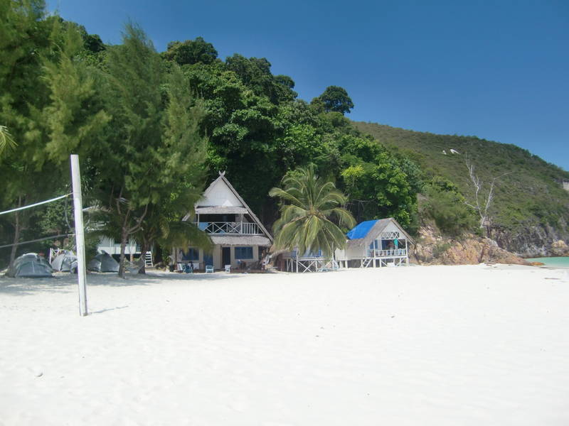 Rawa Island Beach