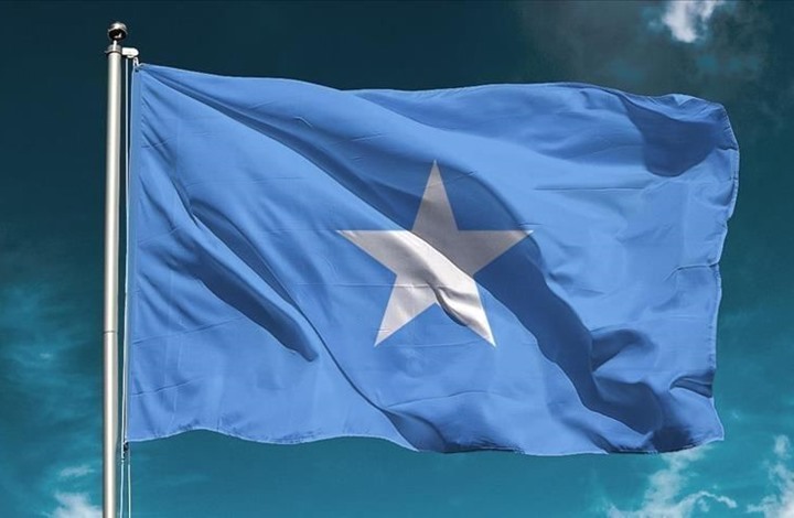 إقالة رئيس المخابرات الصومالي وأزمة دستورية تلوح بالأفق