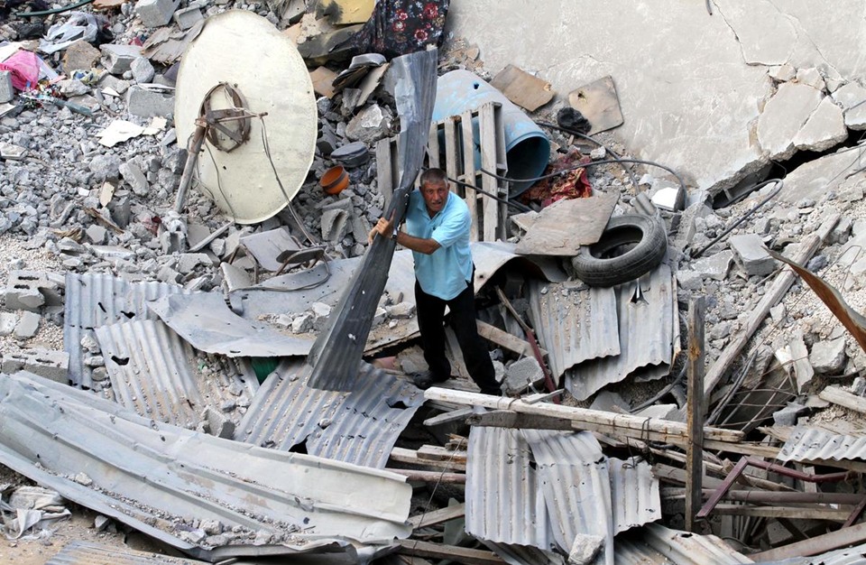 "عربي21" تكشف آخر تطورات الوضع بغزة.. منح فرصة للوسطاء