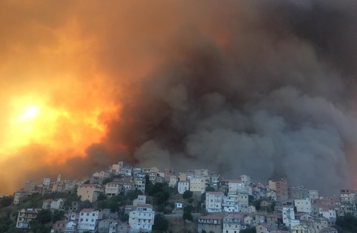 السلطات الجزائرية تعلن تطورات إخماد الحرائق (شاهد)