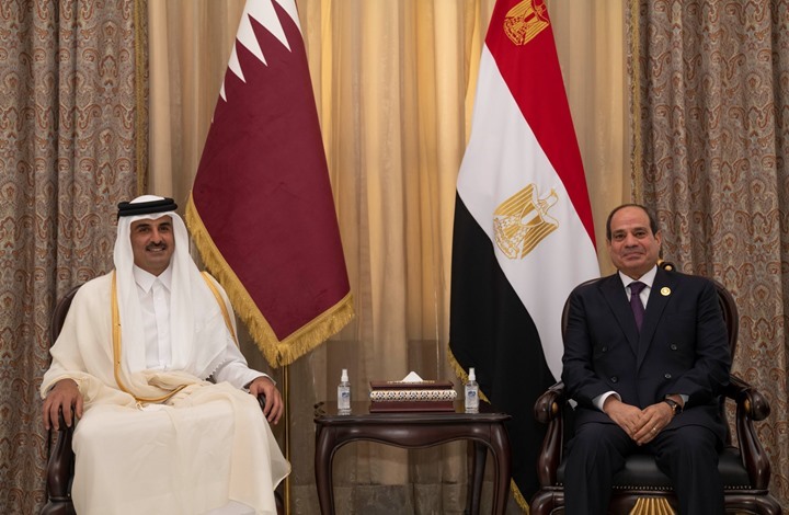 السيسي يلتقي أمير قطر للمرة الأولى منذ 6 سنوات (شاهد)