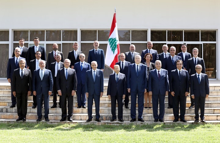"لا نملك عصا سحرية".. أول اجتماع لحكومة لبنان بمشاركة عون