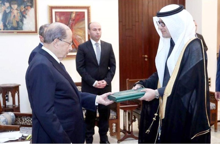 سفير السعودية يغادر بيروت للتشاور.. ولا تعليق رسميا