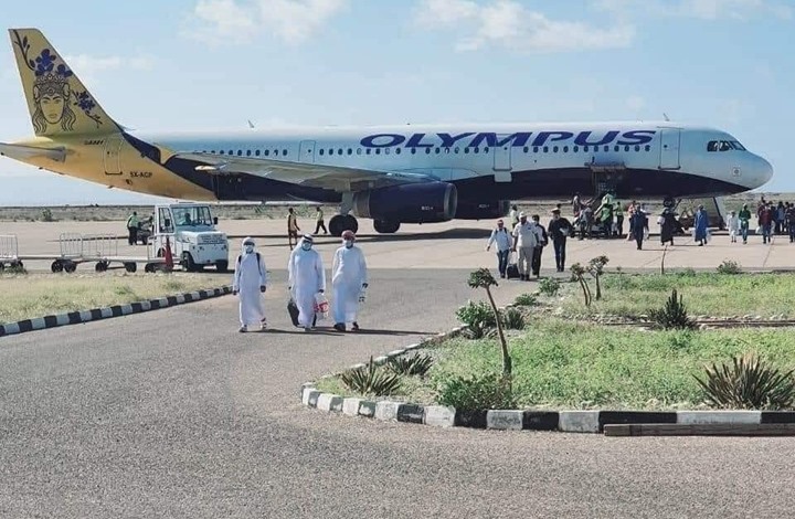 أنباء عن منع السعودية طائرة إماراتية من الوصول إلى سقطرى