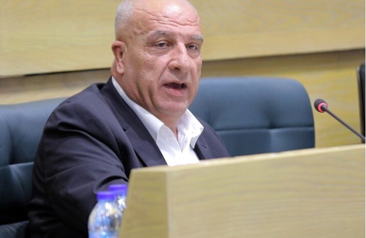 نائب أردني يثير جدلا: يتعاطون المخدرات لنسيان الفقر (شاهد)