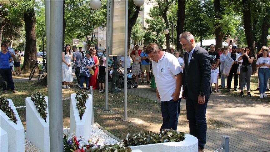 إحياء ذكرى ضحايا مجزرة "سربرنيتسا" في شمال مقدونيا وكوسوفو
