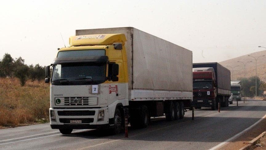 93 شاحنة مساعدات أممية إلى إدلب
