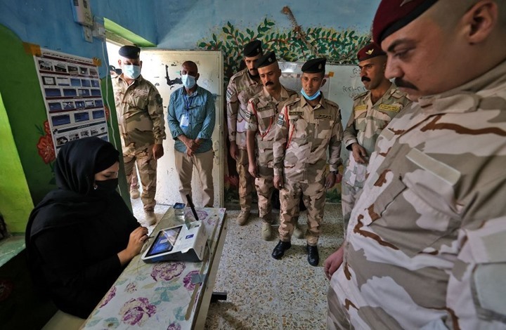"تصويت خاص" بانتخابات العراق.. وقلق على "النزاهة" (شاهد)