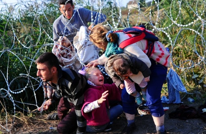 "رايتس ووتش": مهاجرون يتعرضون لإذلال يومي شمال فرنسا