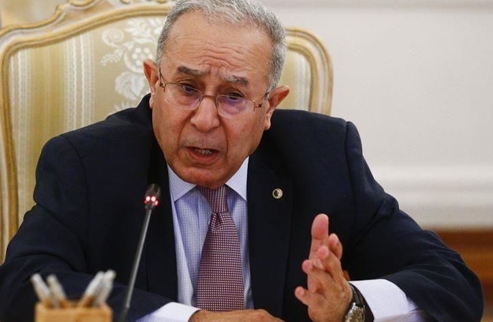 وزير الخارجية الجزائري: تصريحات ماكرون إفلاس للذاكرة