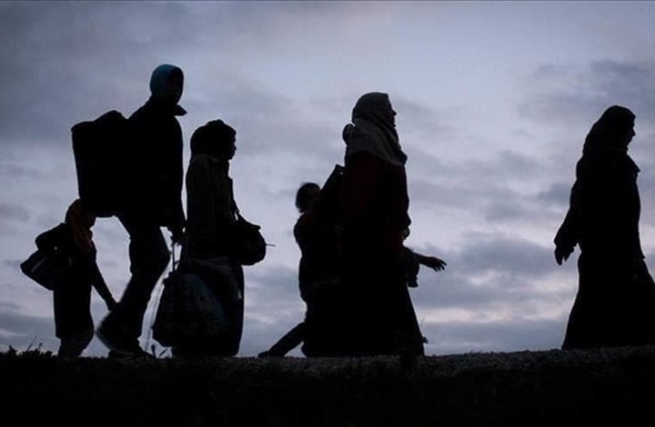 تقرير: النظام السوري يبتز اللاجئين مقابل إعفائهم من التجنيد