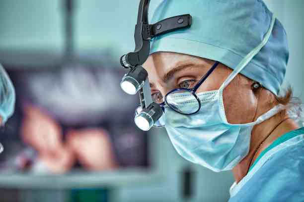 الجراحة من أفضل وظائف العالم