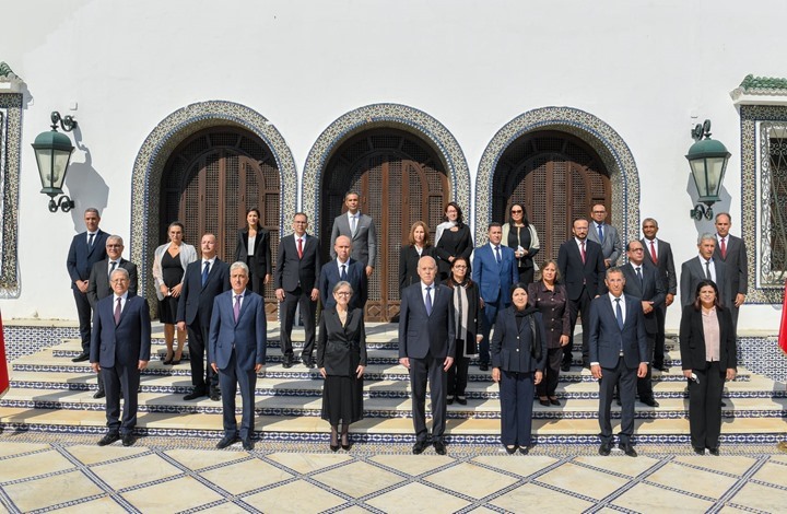 تهمة فساد تلاحق وزيرة في الحكومة التونسية الجديدة