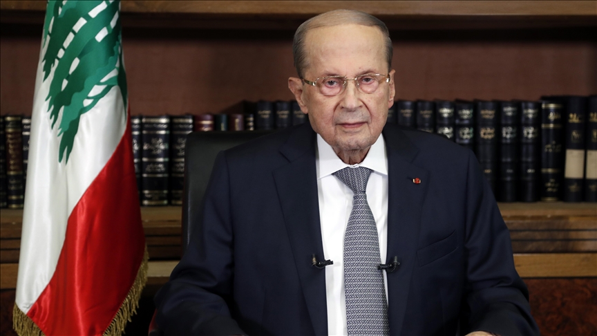 عون يطلب من البرلمان مناقشة تدهور الأوضاع في لبنان