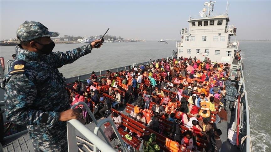 فقدان عشرات الروهنغيا جراء انقلاب قاربهم في خليج البنغال