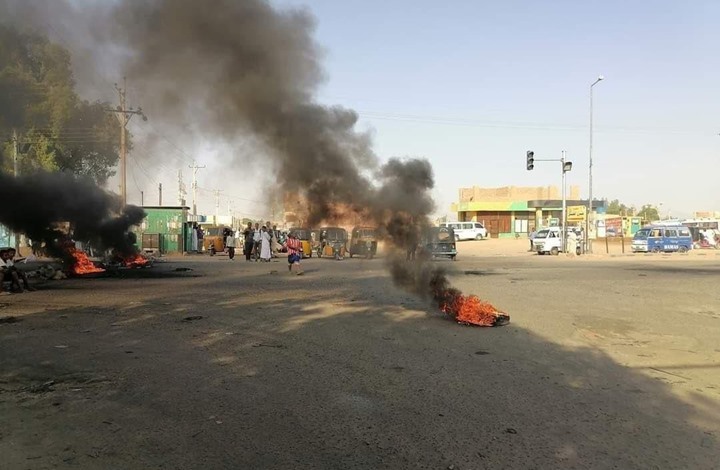 إعلان لبدء عصيان مدني واستمرار احتجاجات في السودان