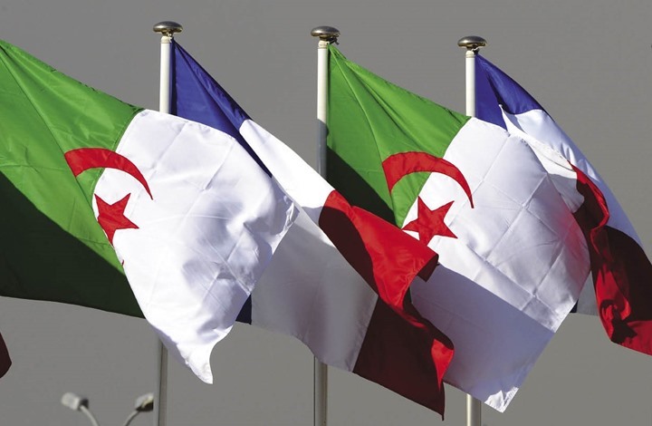 وزارتان بالجزائر توقفان استخدام الفرنسية بالمراسلات الرسمية