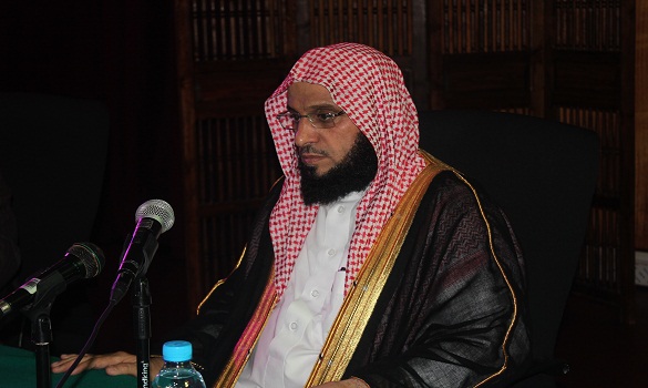 ‫السفير السعودي بالفلبين: «القرني» بصحة جيدة.. ولم يُقتل أحد من مرافقيه‬