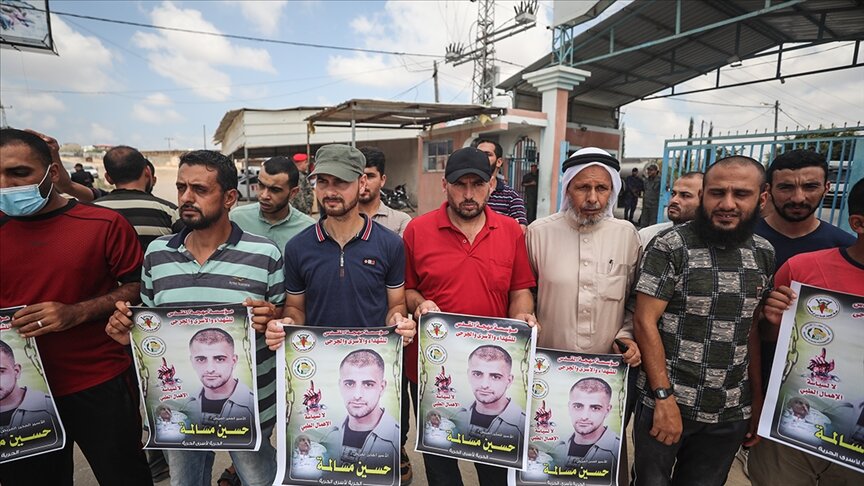 غزة.. العشرات يشاركون في وقفة رفضا للاعتقال الإداري