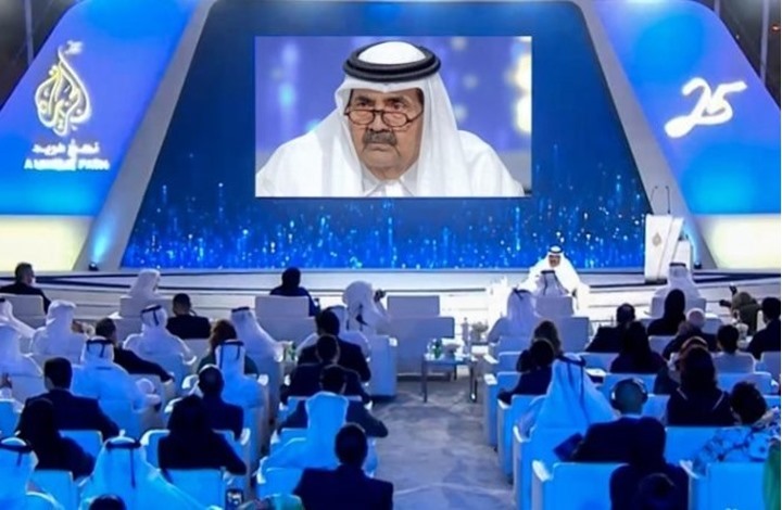 أمير قطر السابق: لم نرضخ لإغلاق الجزيرة رغم الضغوط (فيديو)